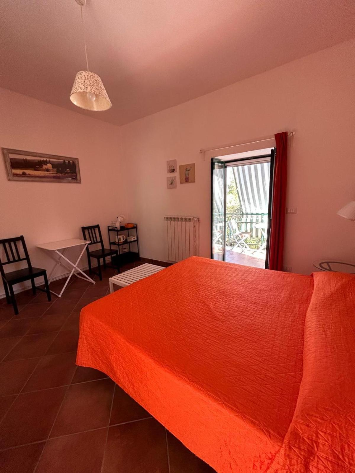 Il Gelso Guest House Trivigno Exterior photo